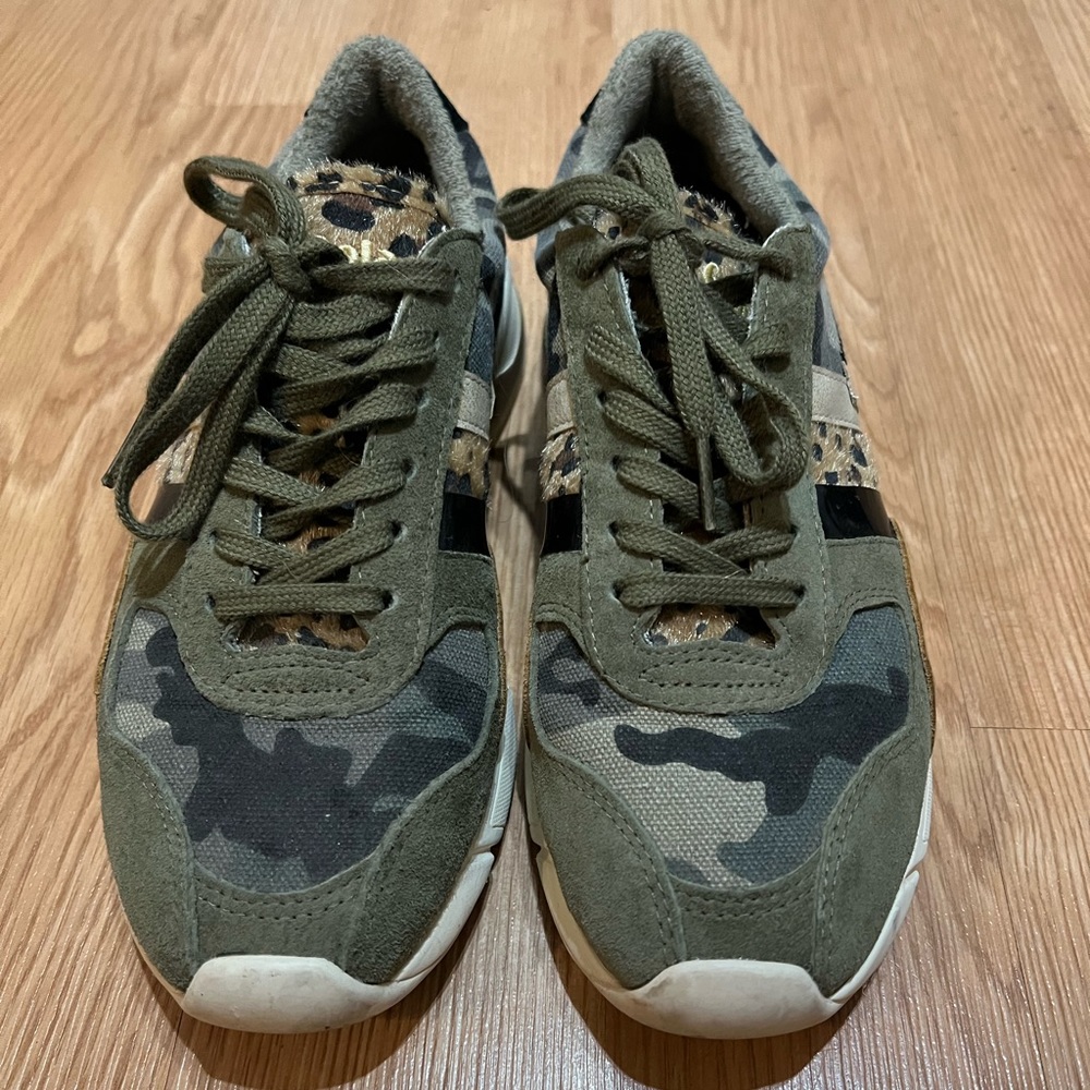 Gola Women’s Sneakers Size 8 - Picture 2 of 7